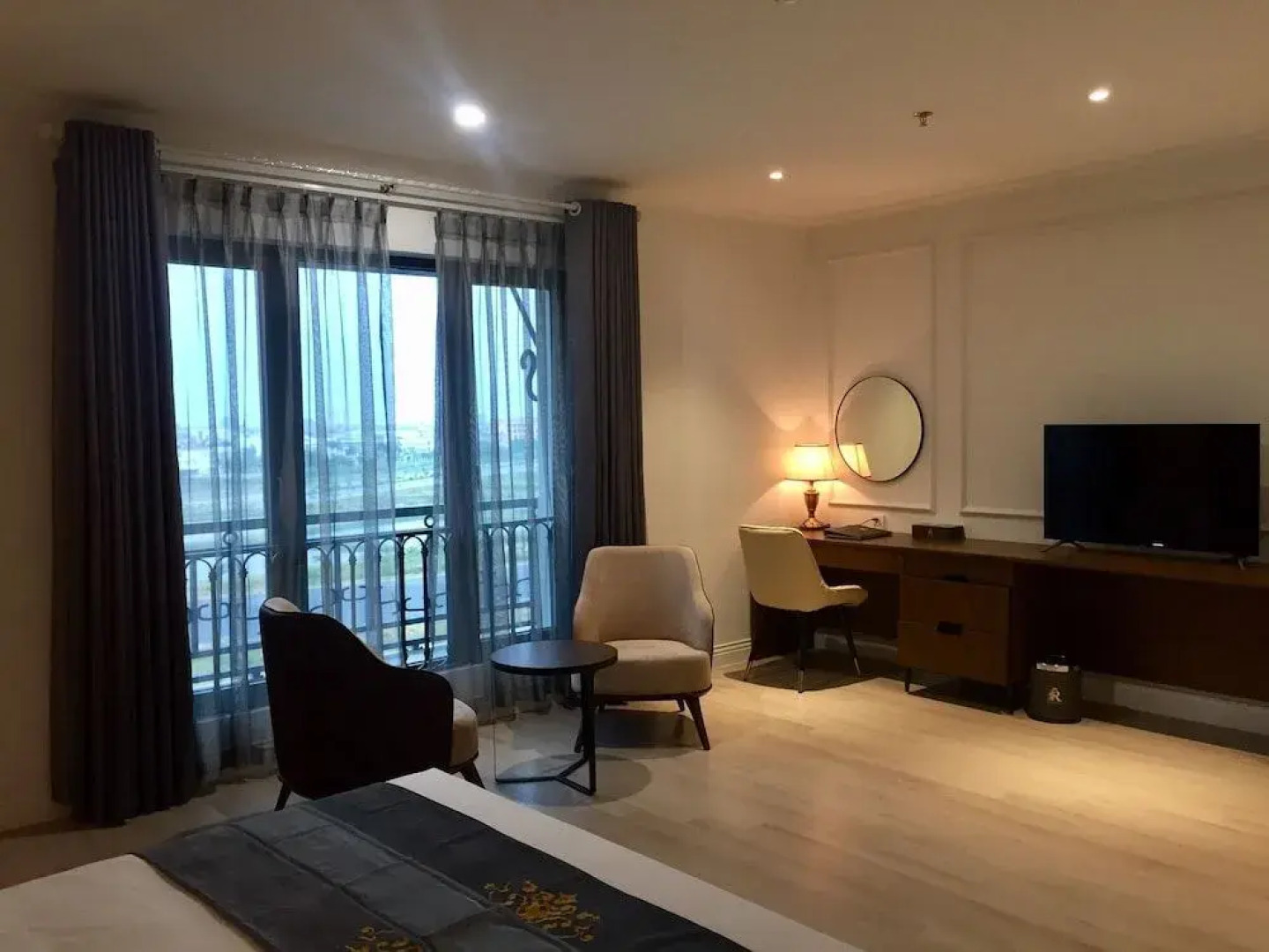 Rex Quang Binh Hotel