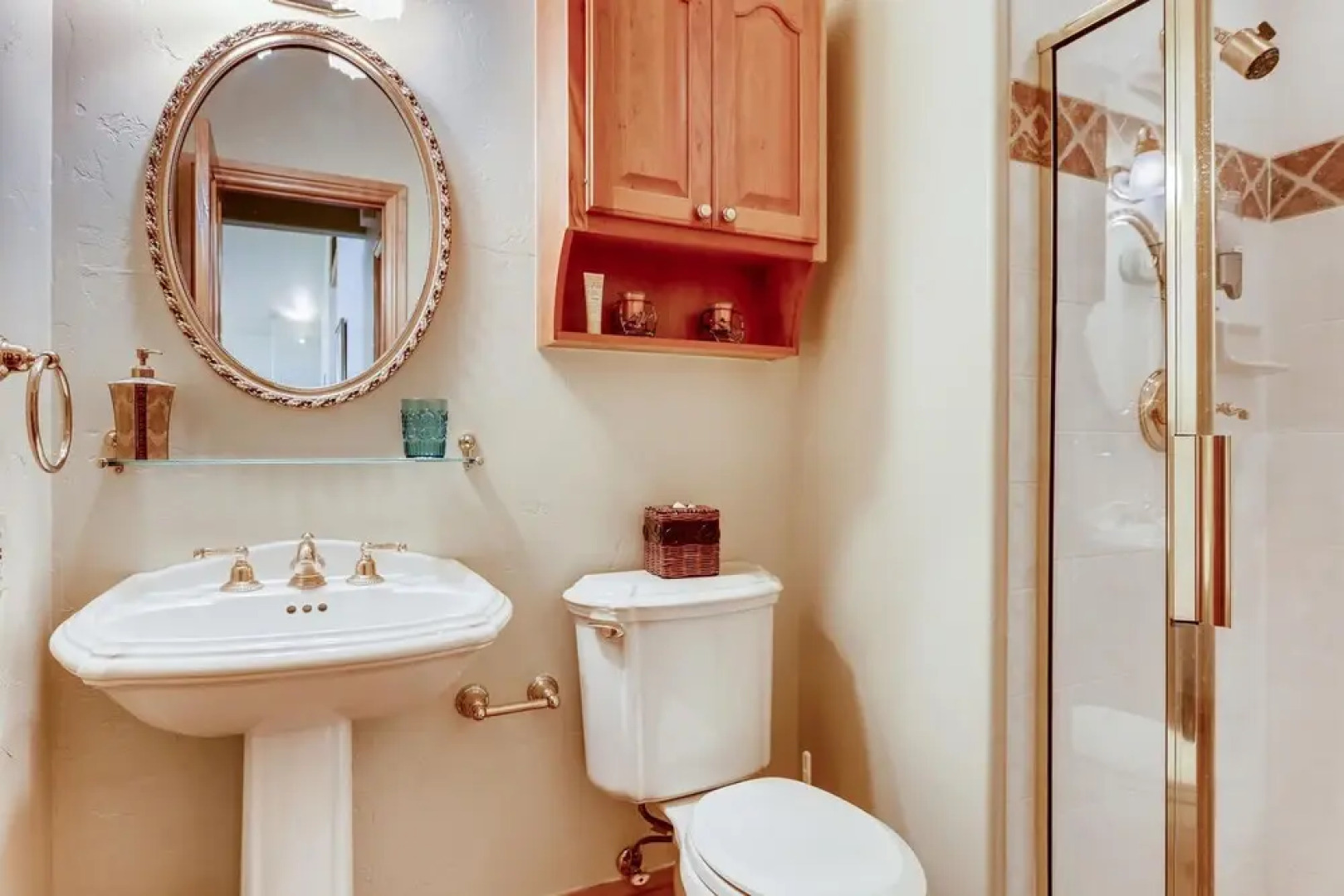 1811 Falcon Drive by Book by Owner