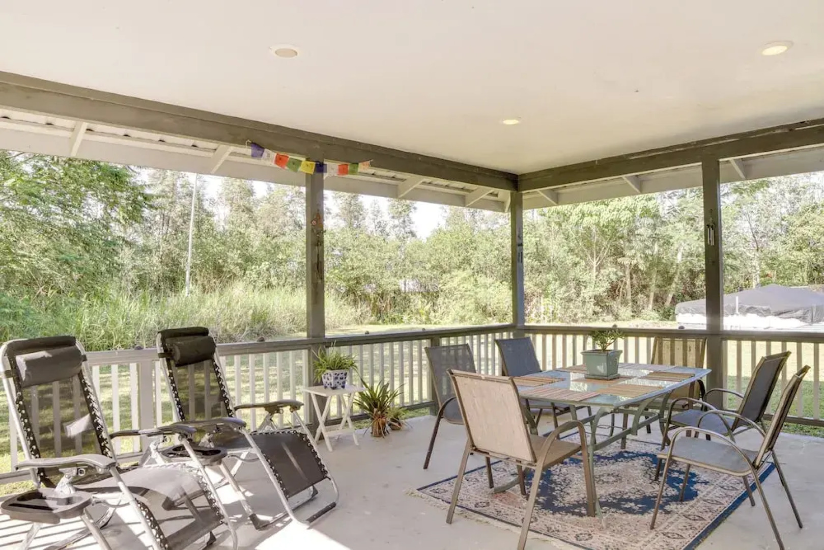 Paradise Park Vacation Rental ~ 4 Mi to Shoreline!