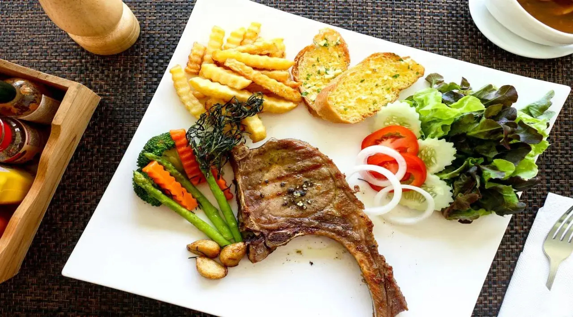 Katathong Golf Resort & Spa