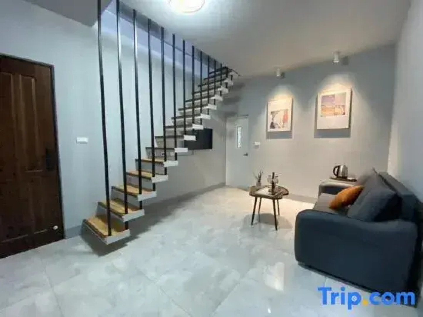 Budai Sun Never Sets B&B