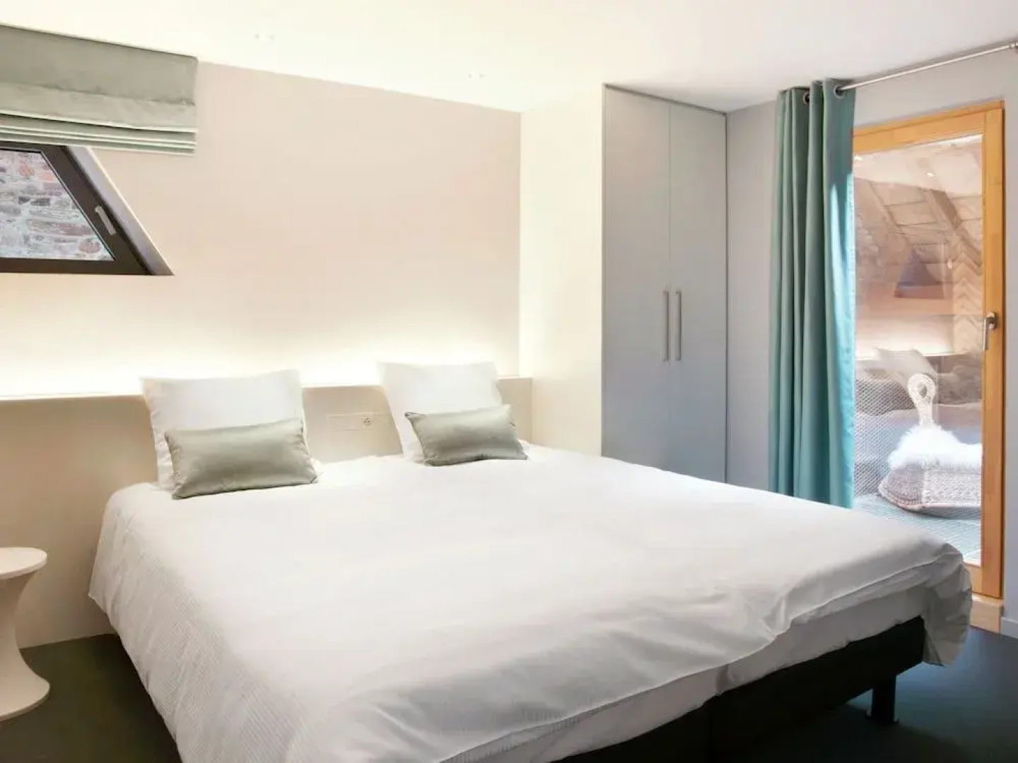 Majestic Holiday Home In Butgenbach With Turkish Steambath