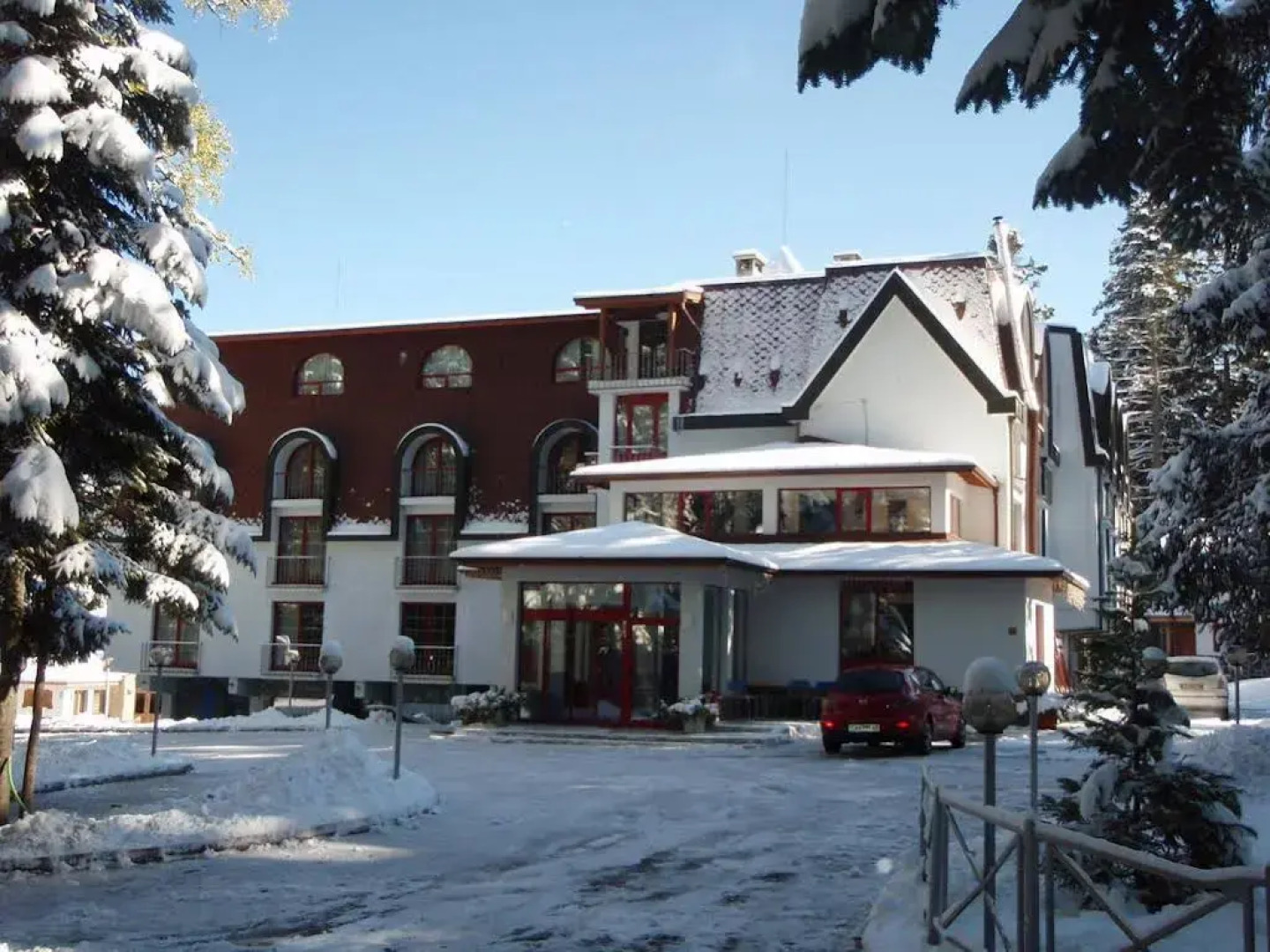 Saint George Borovets Hotel
