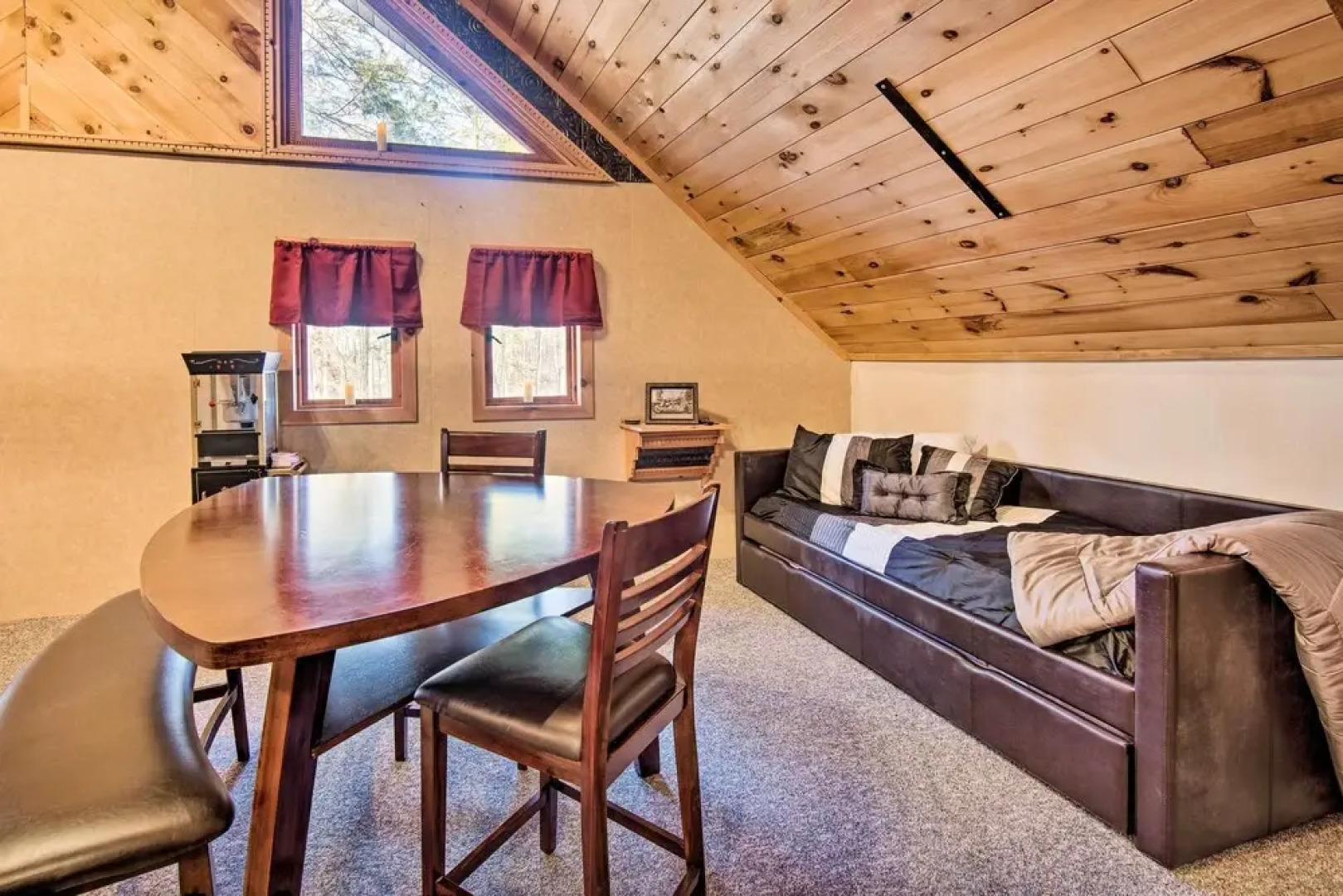 'timberland Estates' Cabin: Close to Trails!