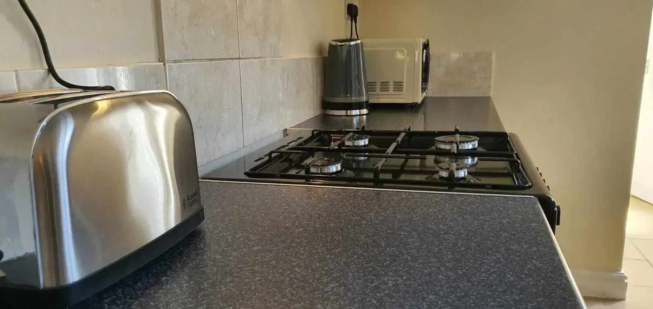 The Fenton Lodge by Paymán Club