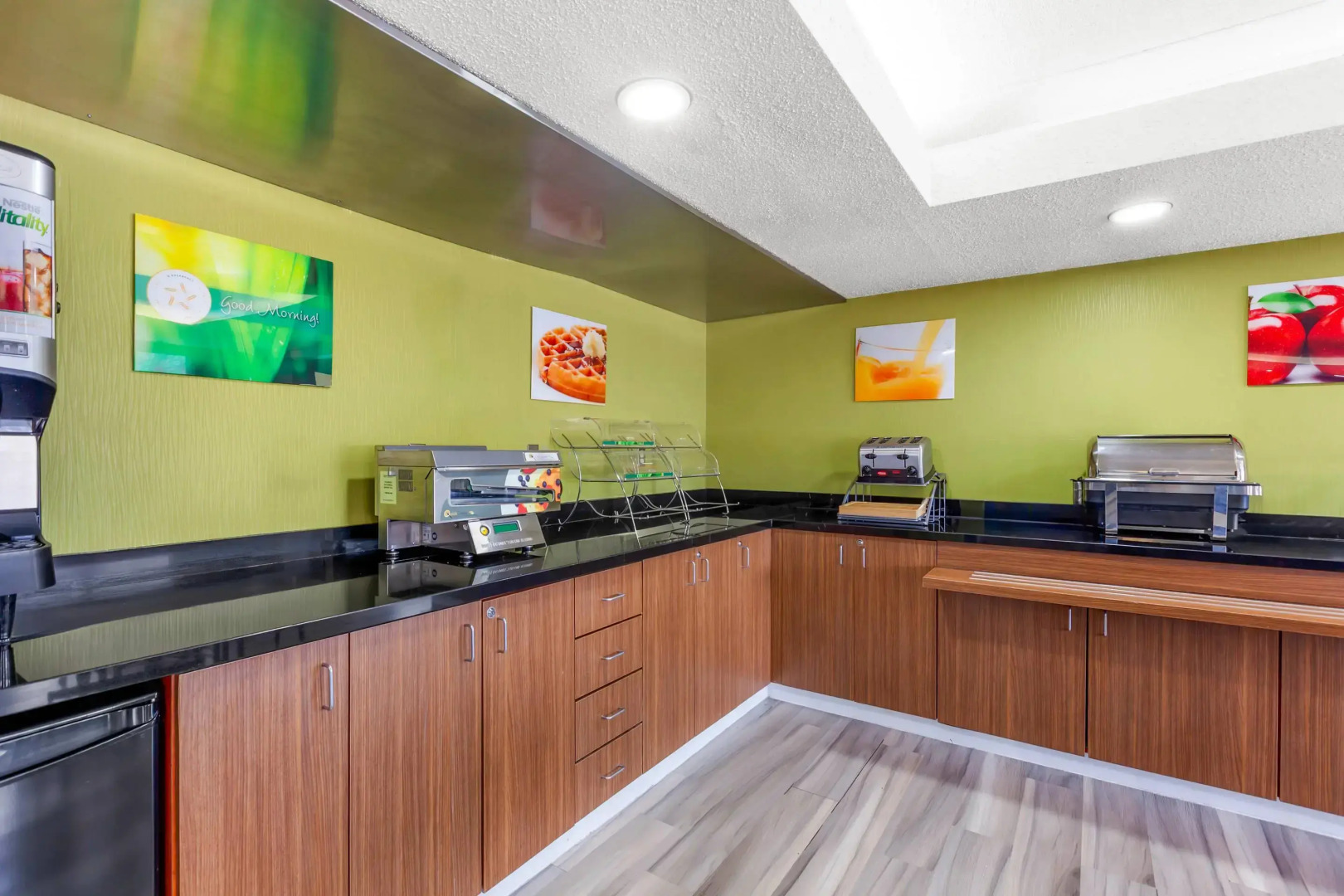 Quality Suites Whitby