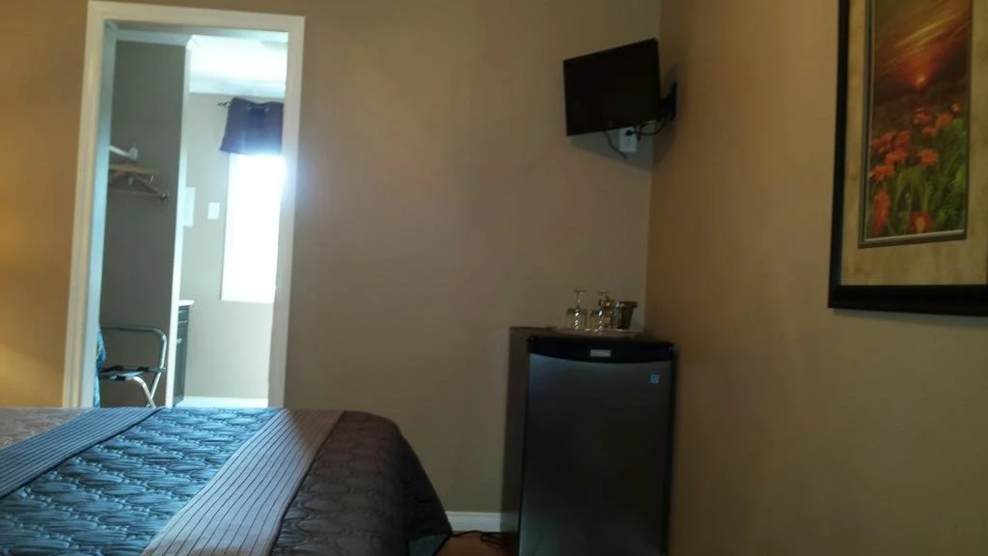 Northwest Lodge Bed & Breakfast