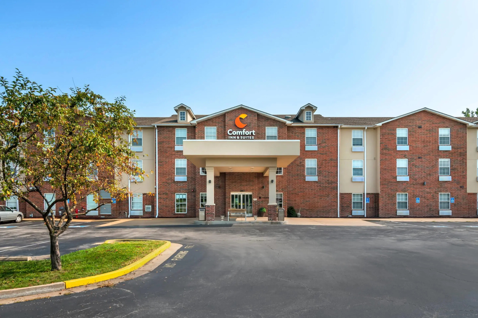 Comfort Inn & Suites Chesterfield - St. Louis