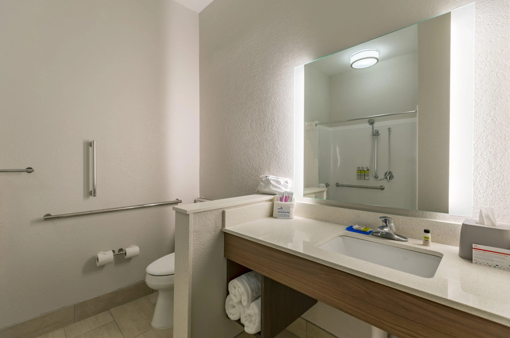 Holiday Inn Express and Suites San Marcos South by IHG