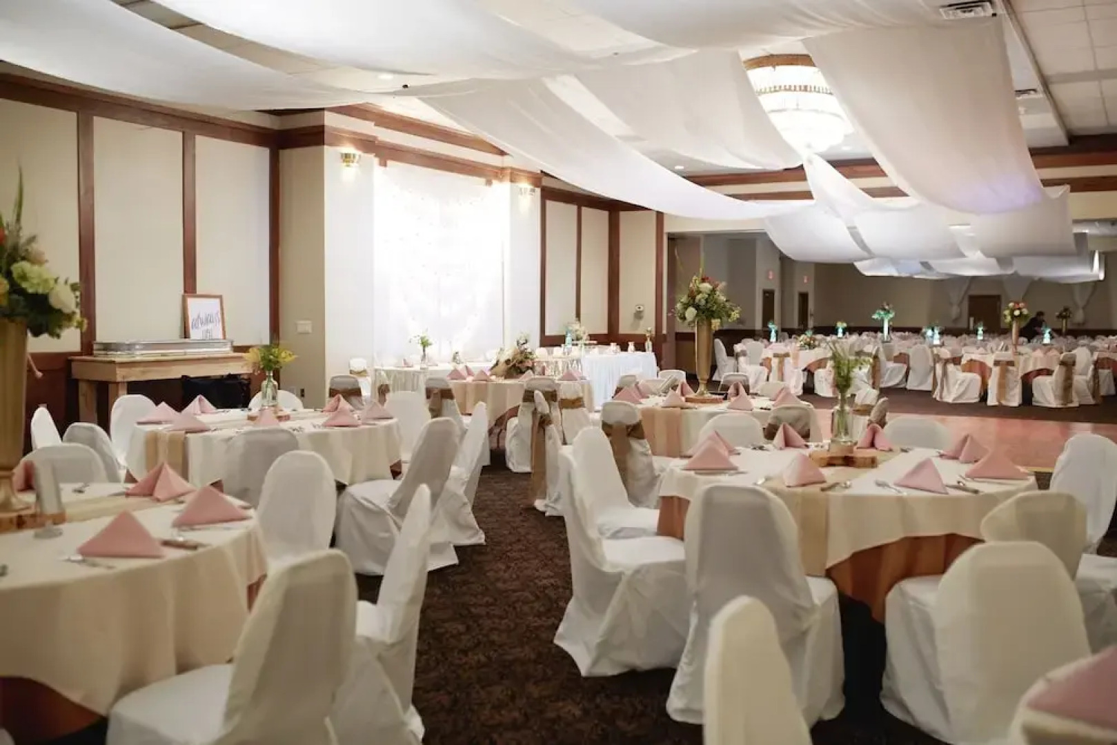 Seaport Inn and Suites