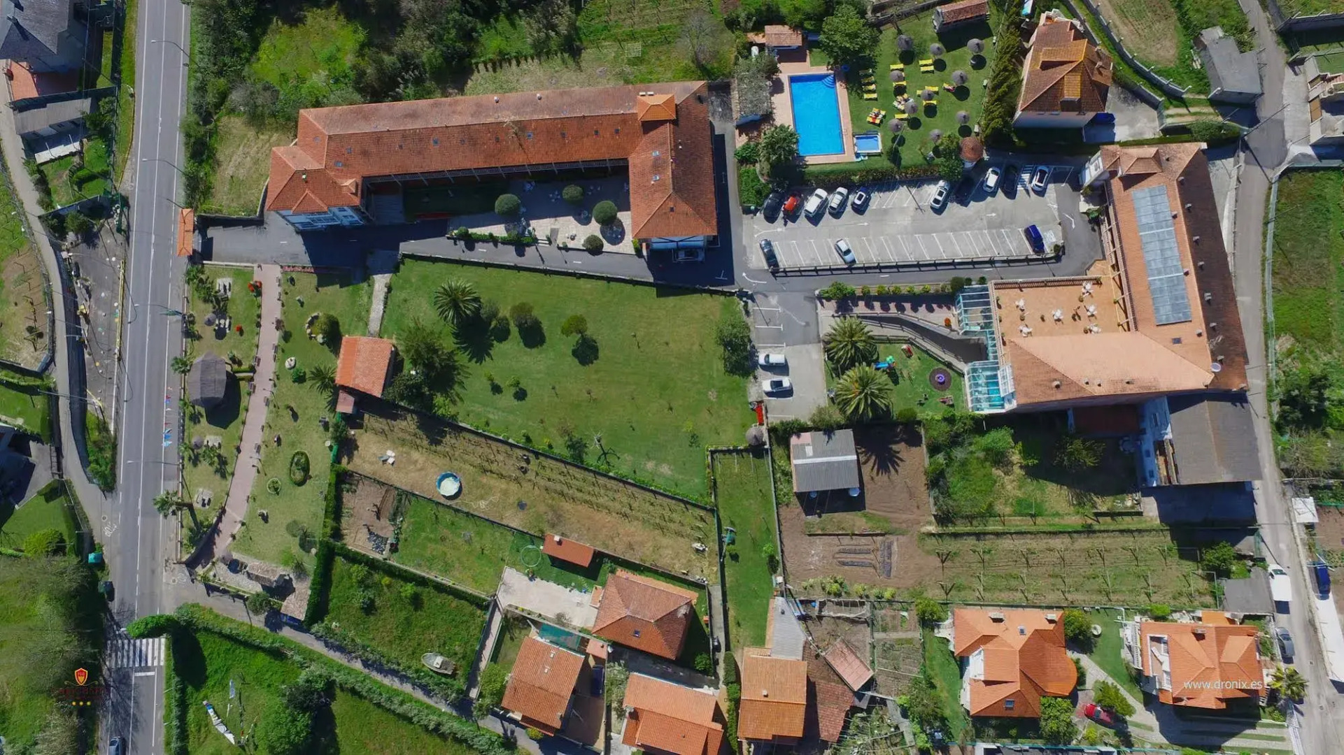 ApartHotel Punta Cabicastro