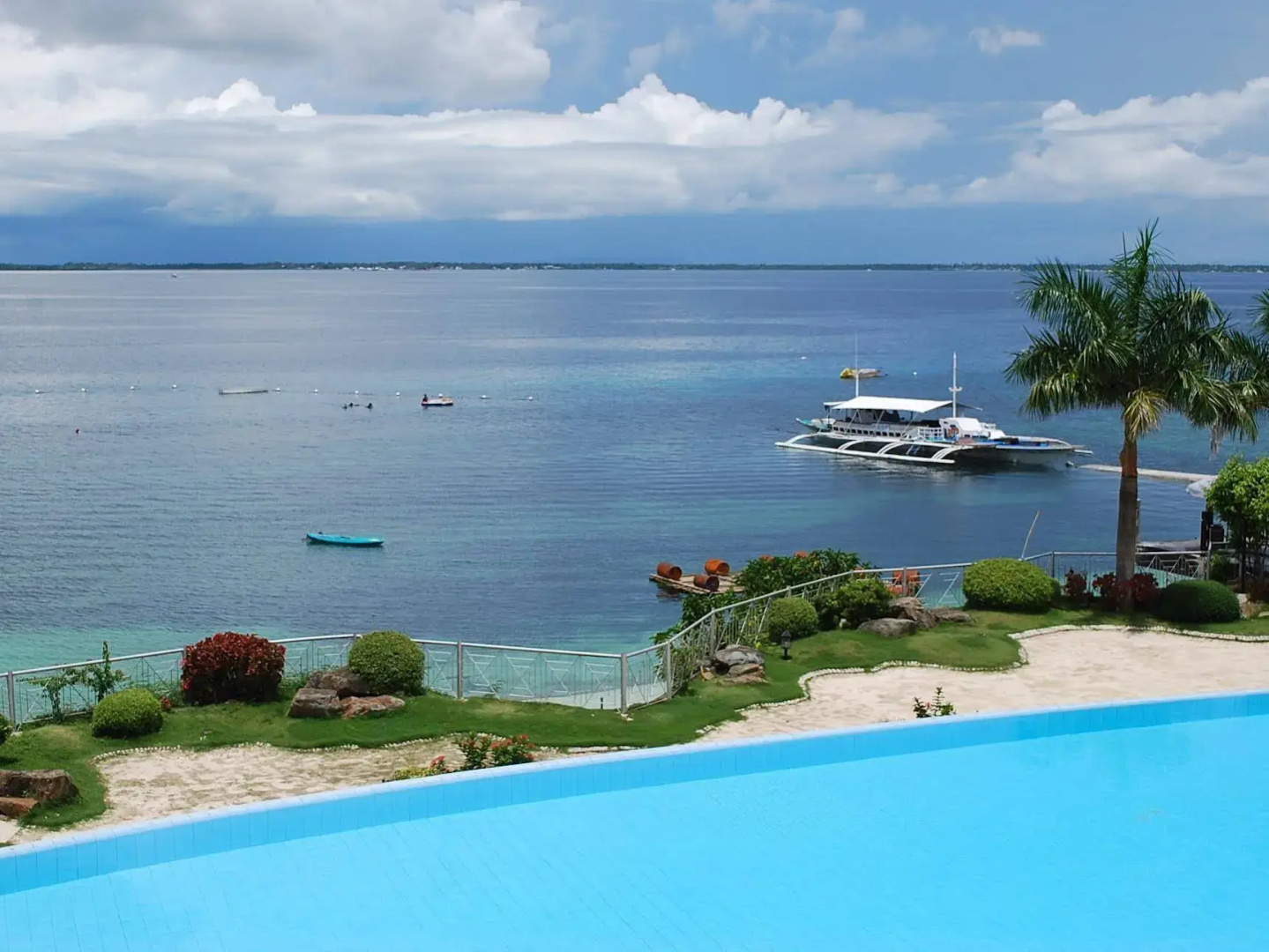 Vista Mar Beach Resort and Country Club