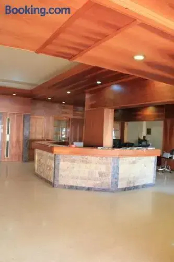 Master's Hotel - Ehden