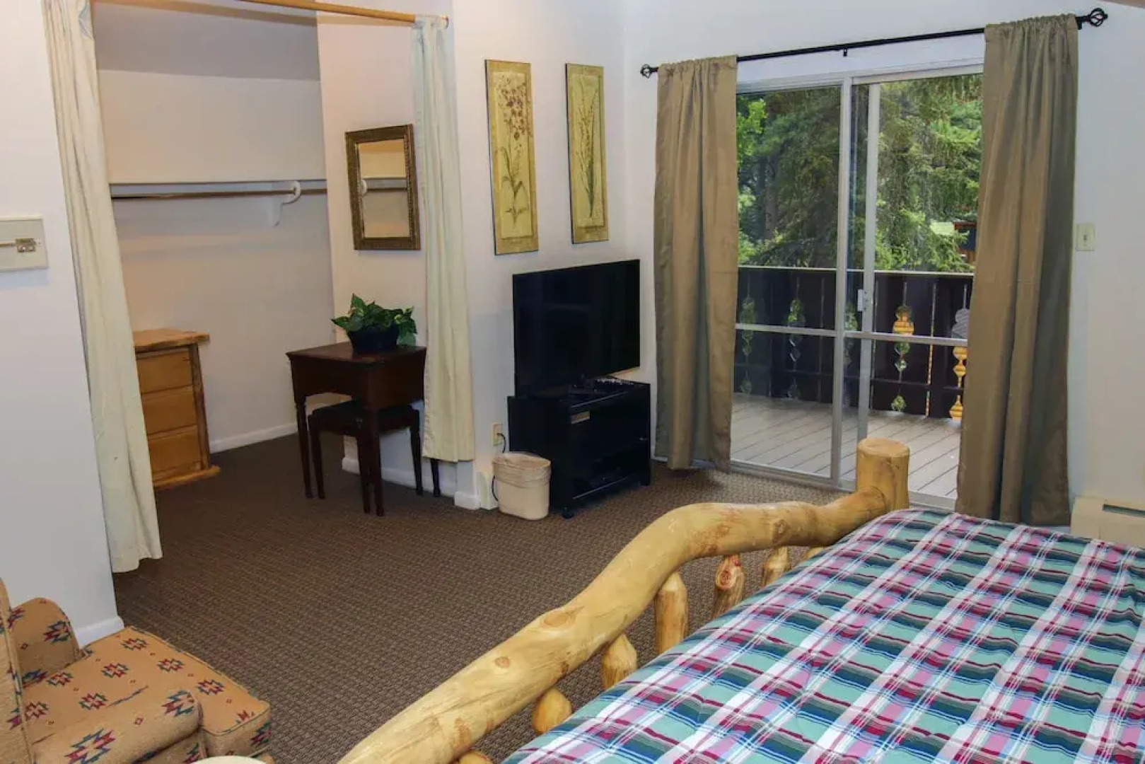 Fawn Valley Inn: 228