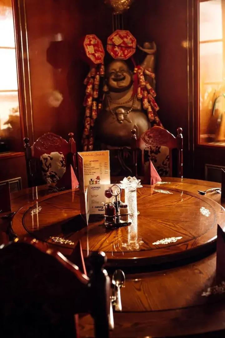 Hotel & Restaurant Peking