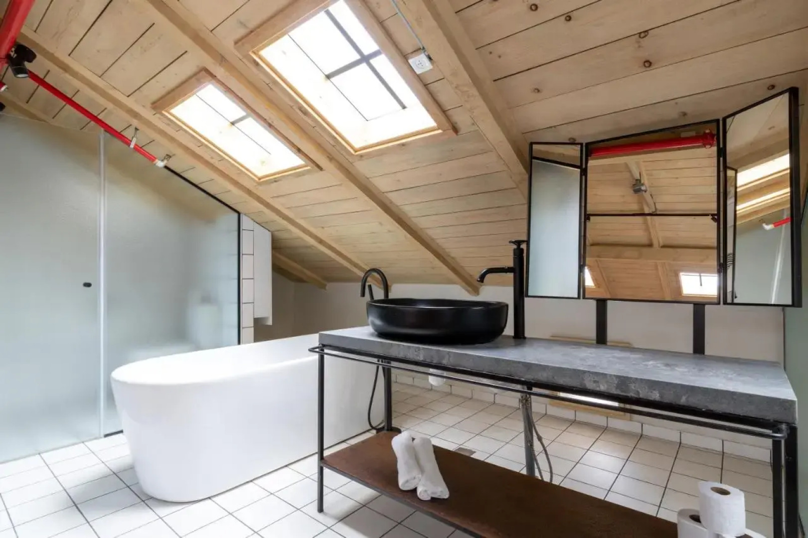 THE GUTMAN TLV - Neve Tzedek