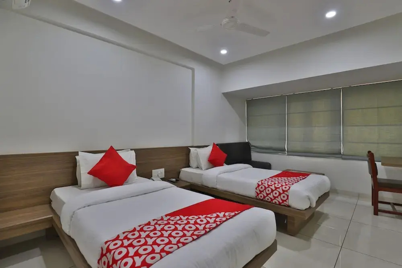 OYO 11543 Hotel Panchsheel