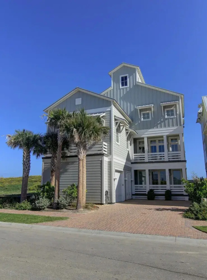 Cinnamon Shore- Barefoot Beach 236 SE