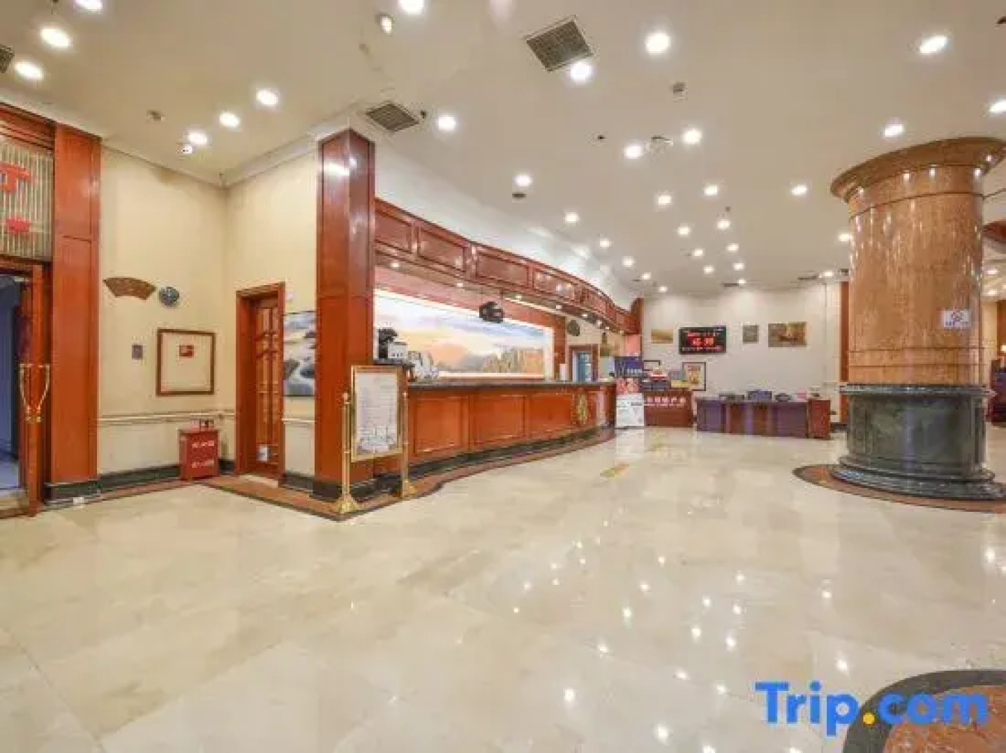 Zhonglian Hotel - Dandong