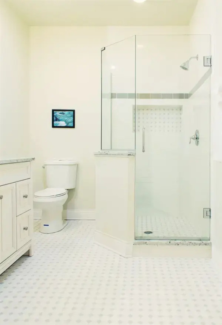 Architectural 2Br in Lincoln Park by Sonder