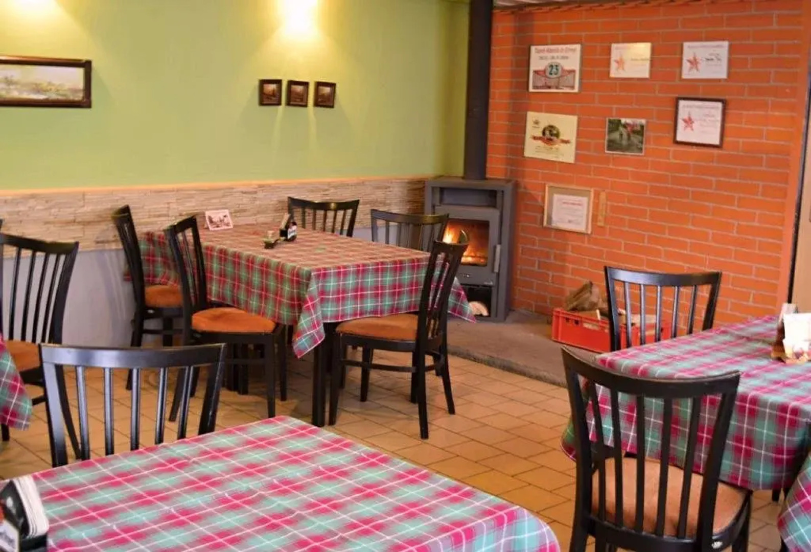 Penzion a Restaurace Na Jízdárně