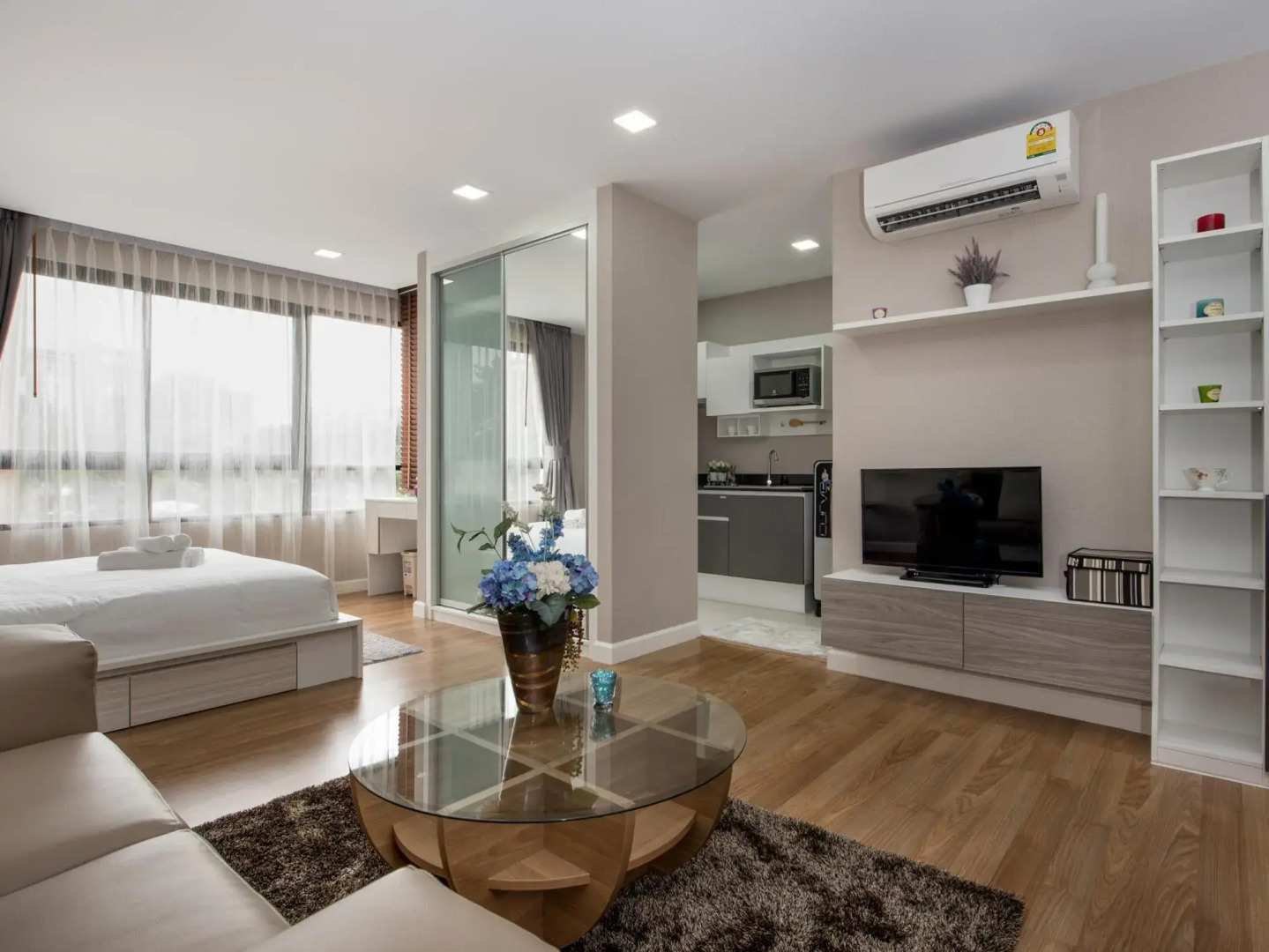 Capetown Sriracha Residence