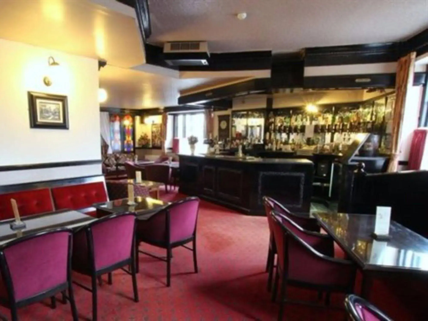 County Hotel
