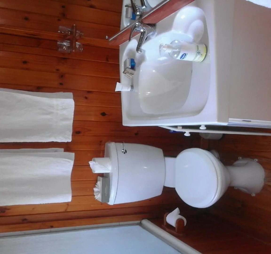 Aston Woods Bed and Breakfast