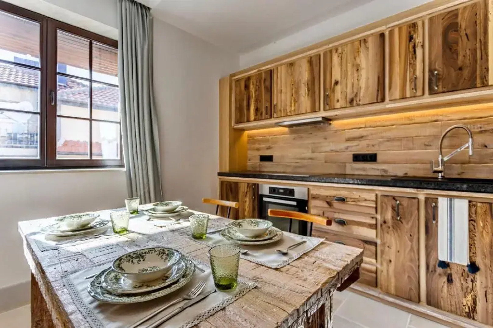 Castro Mesembria Boutique Hotel