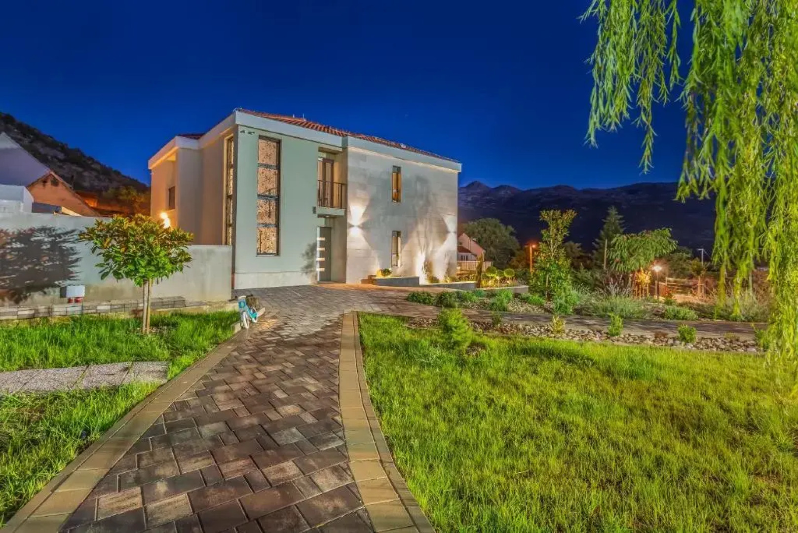 Villa SALVIA - new, modern villa near Split