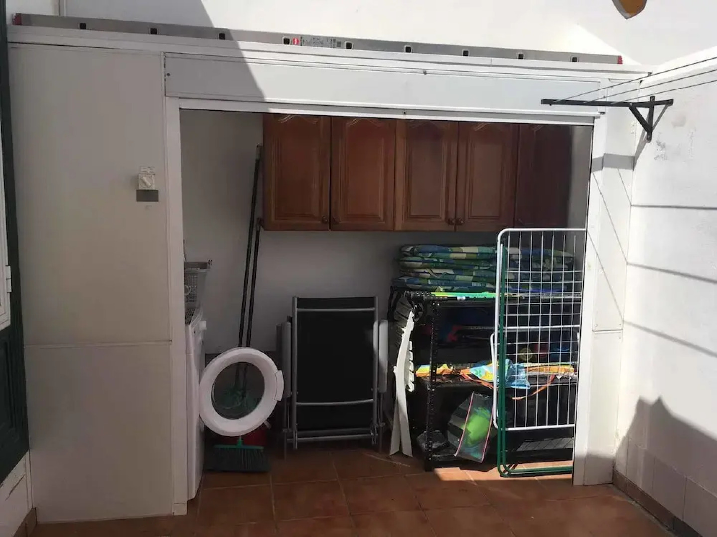 La Casa del Sol, Abades