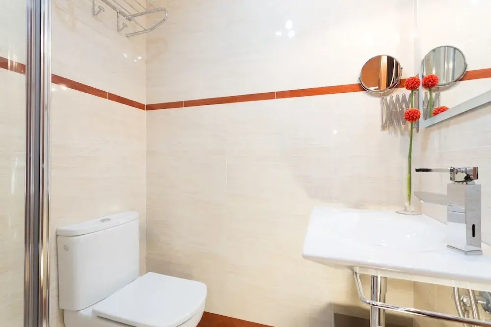 Blue Tour Travel Plaza