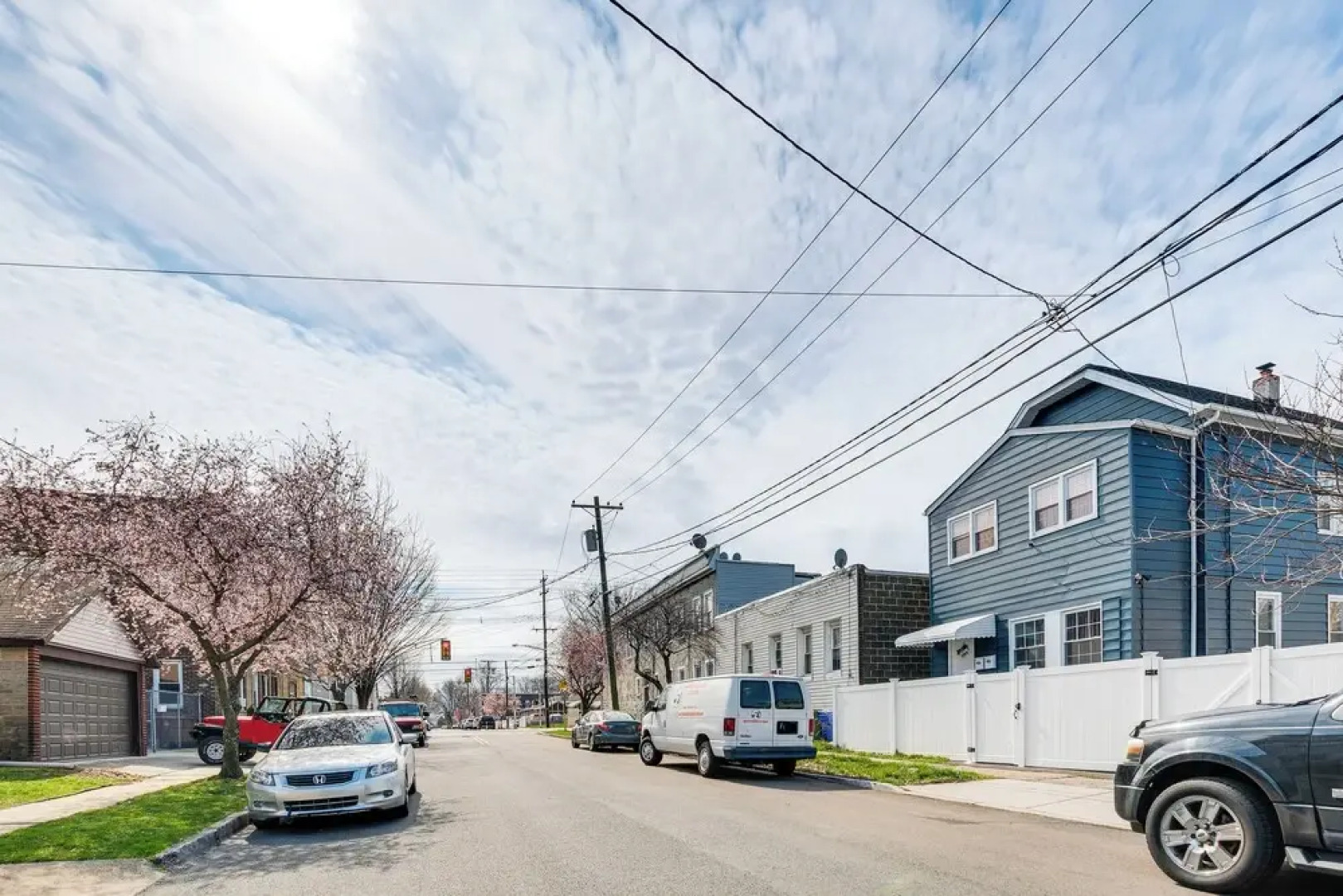 Updated Linden Home: Visit NYC & Newark!