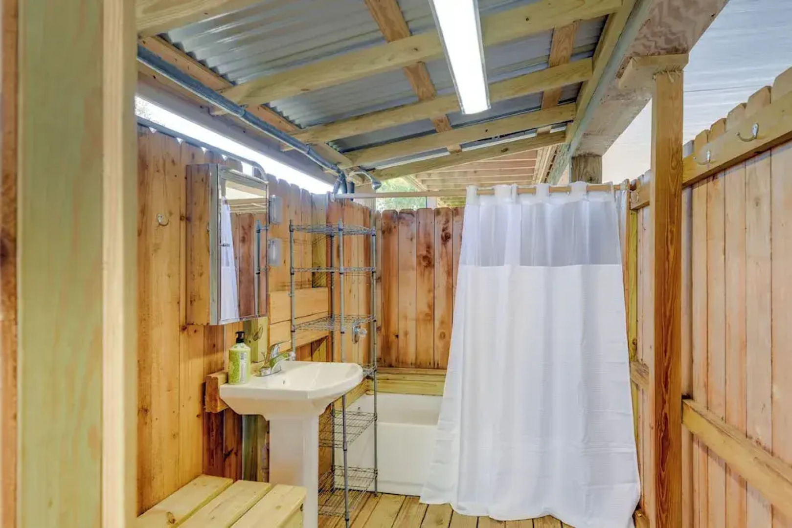 2 Mi to Beach + Fishing Pier: Gulf Coast Retreat