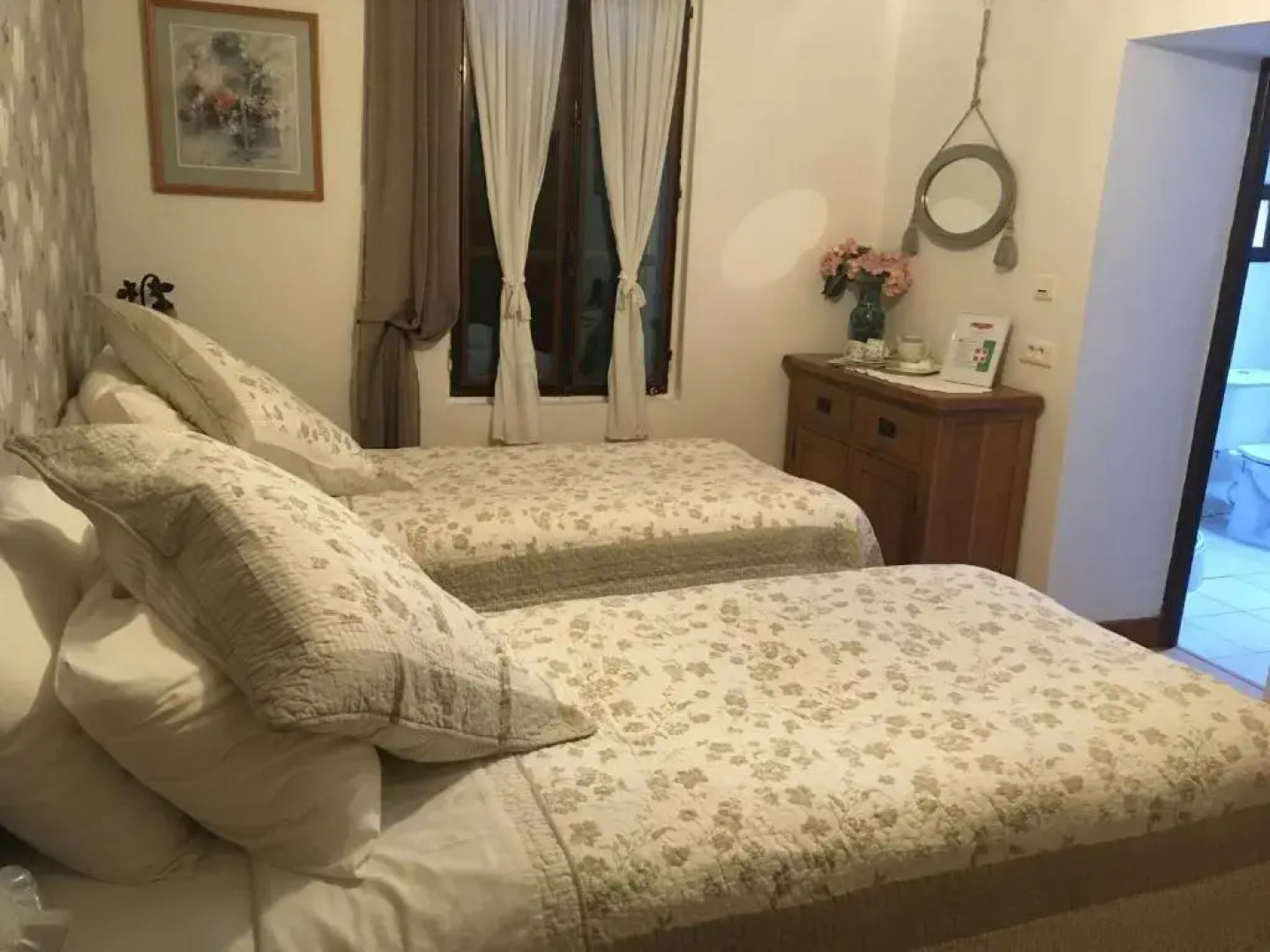 Le Jardin de Rose 24 FEUILLEBERT Romagne 86700