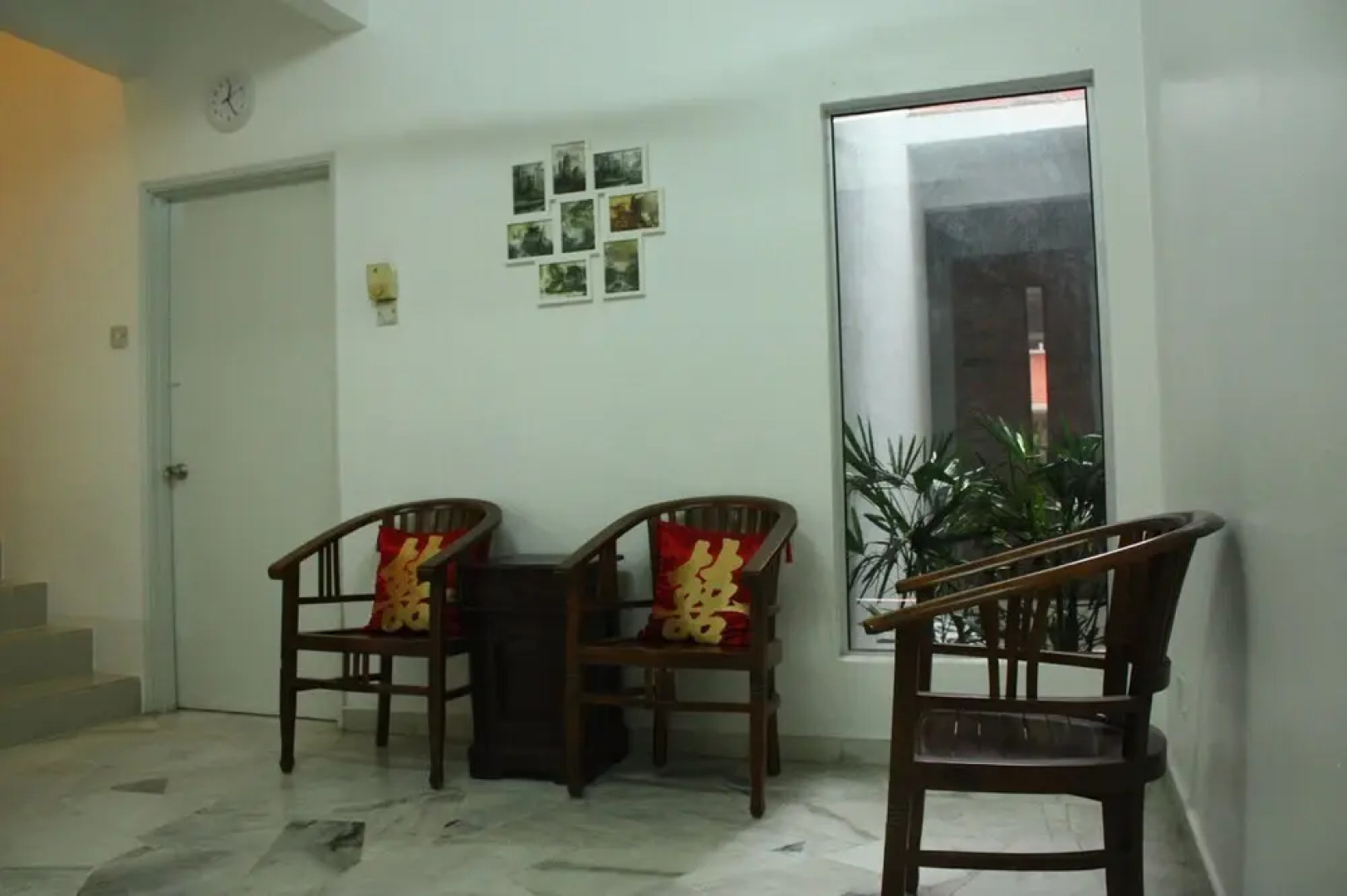 Teratai Homestay Taman Kinrara 2