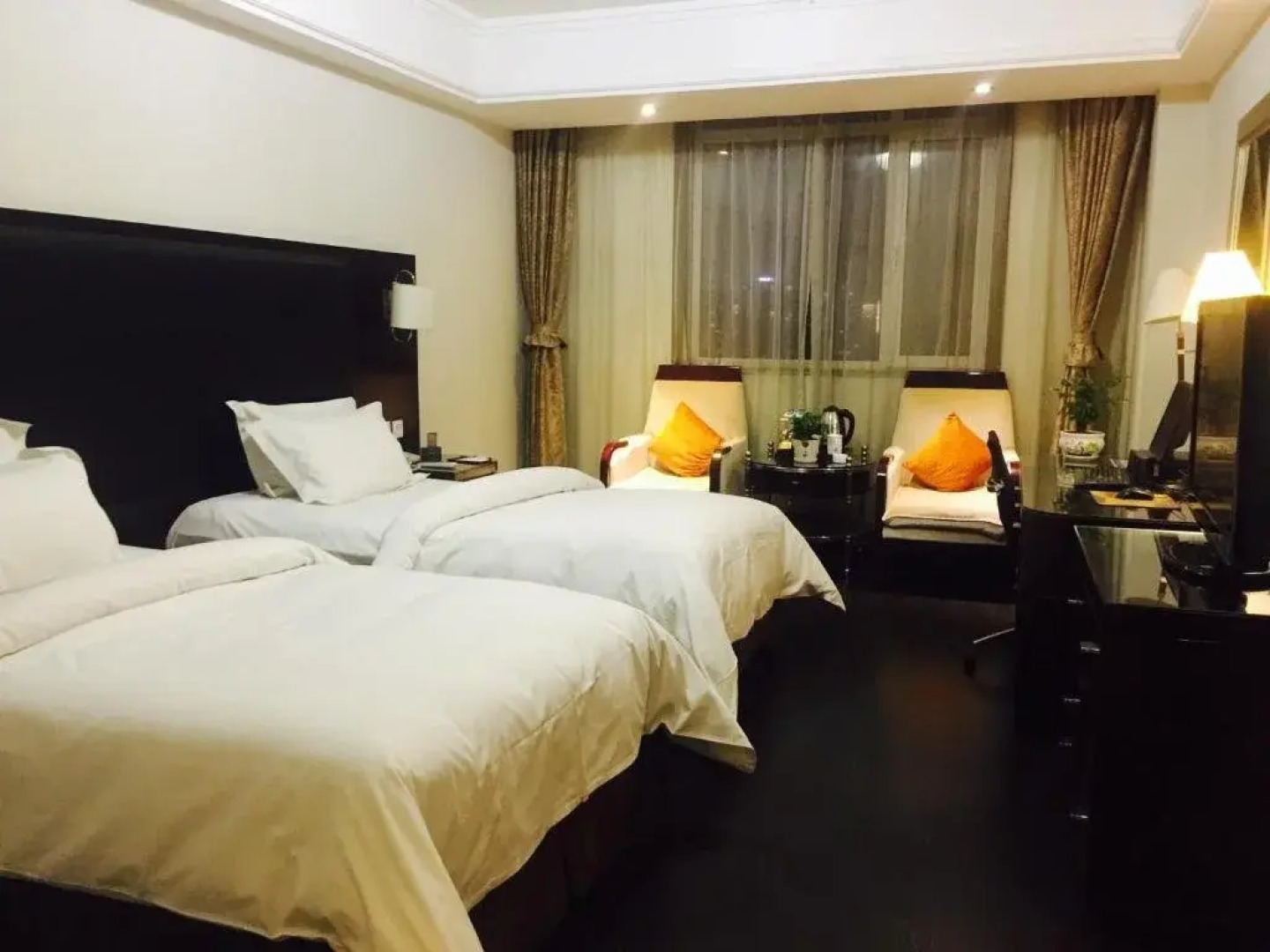Jinjiang Metropolo Hotel - Baoji Prince Hotel