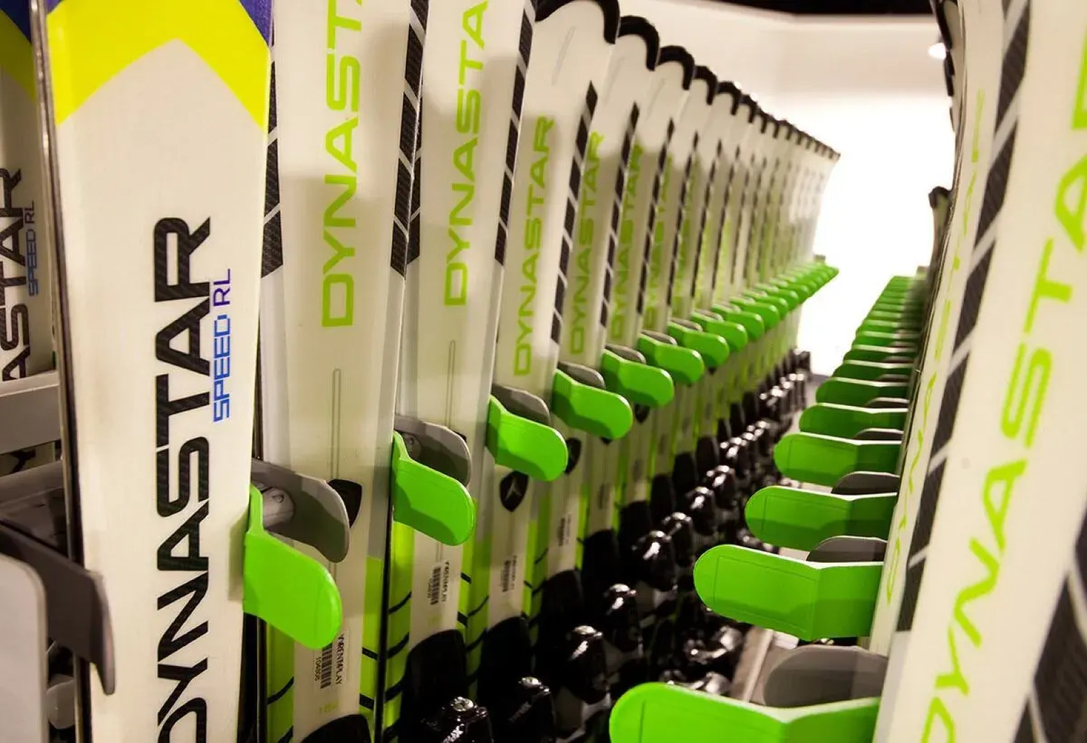 Magna Pivot Hotel - Boutique Class