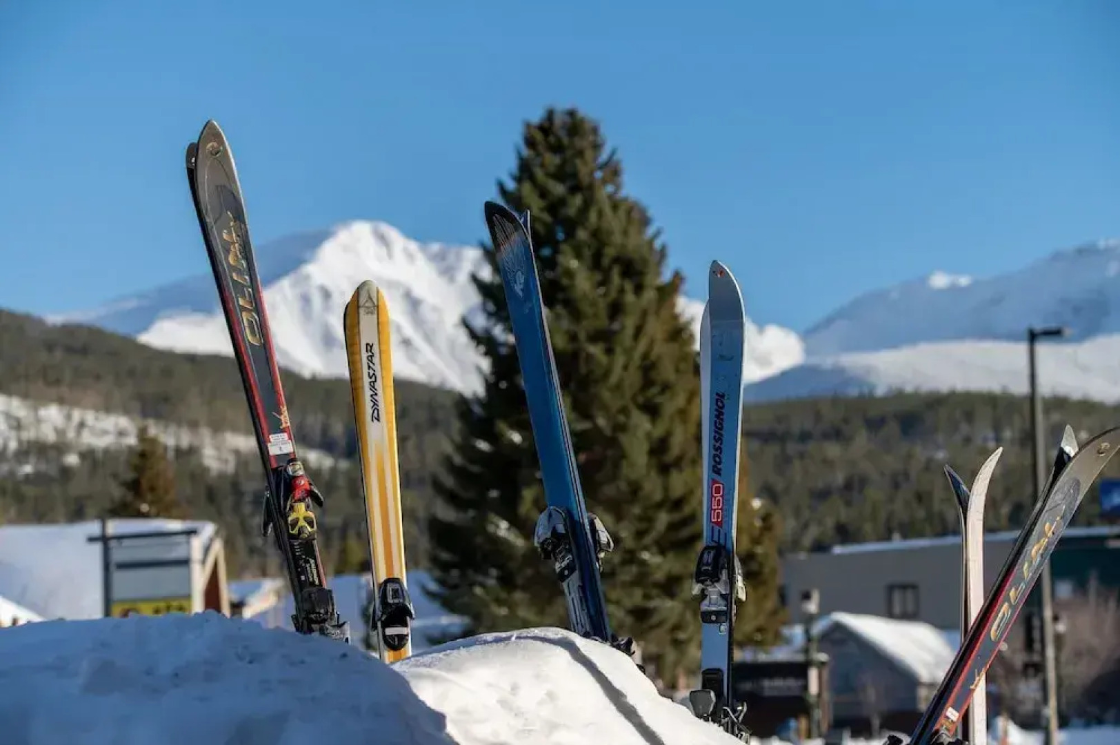 Fawn Drive 2 Bedroom Home by Redawning