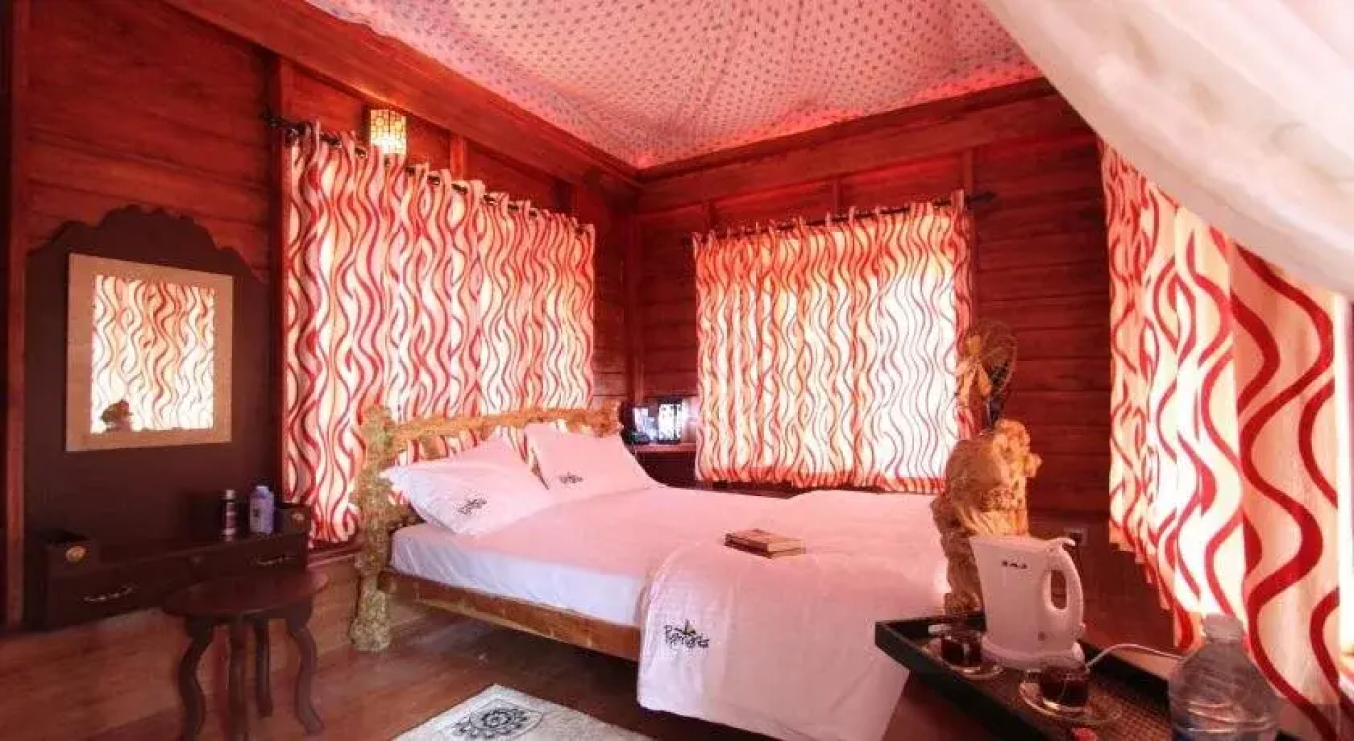 Pugmarks Jungle Resort