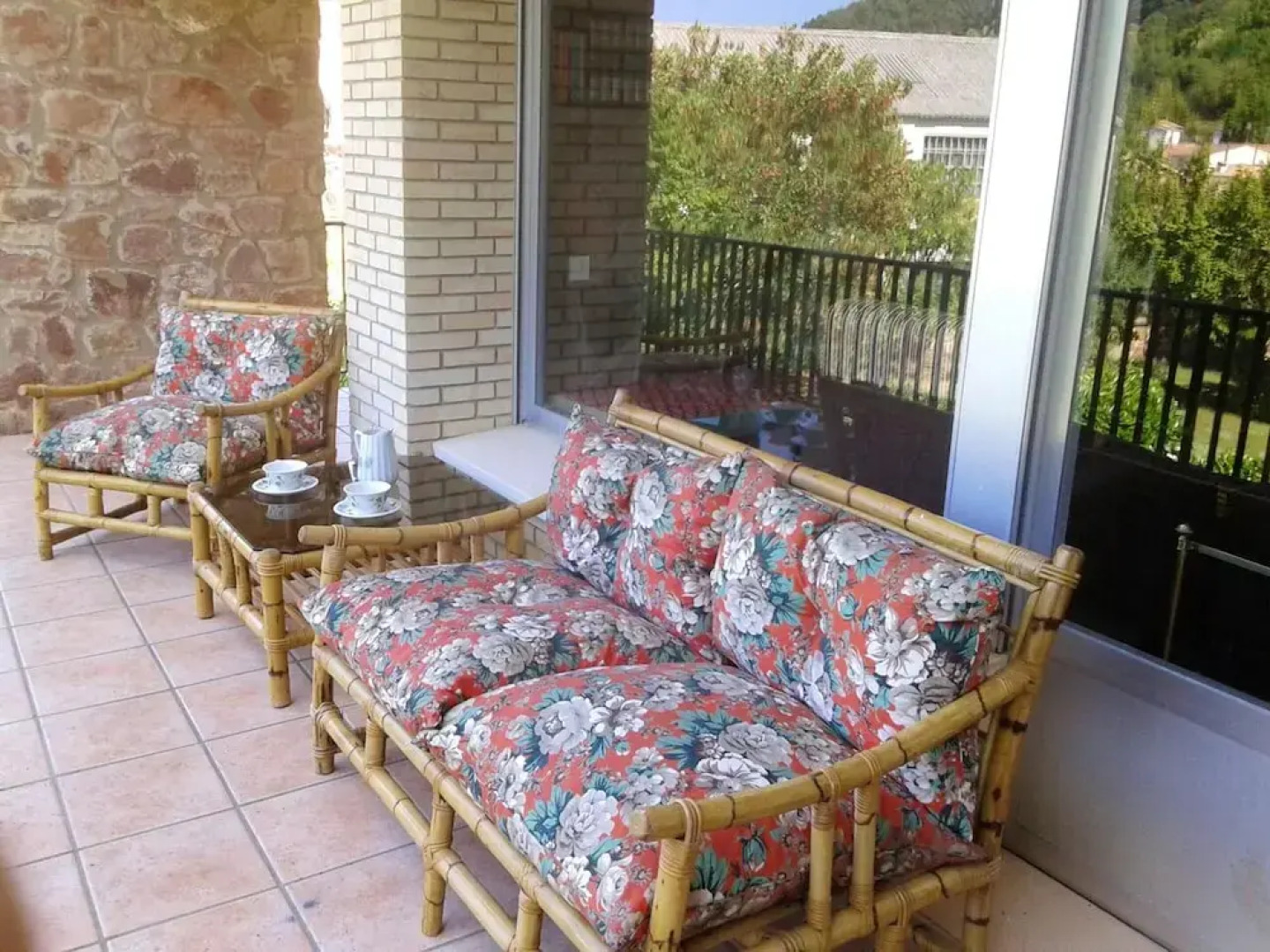 House With 4 Bedrooms in Pradoluengo, With Wonderful Mountain View and Enclosed Garden