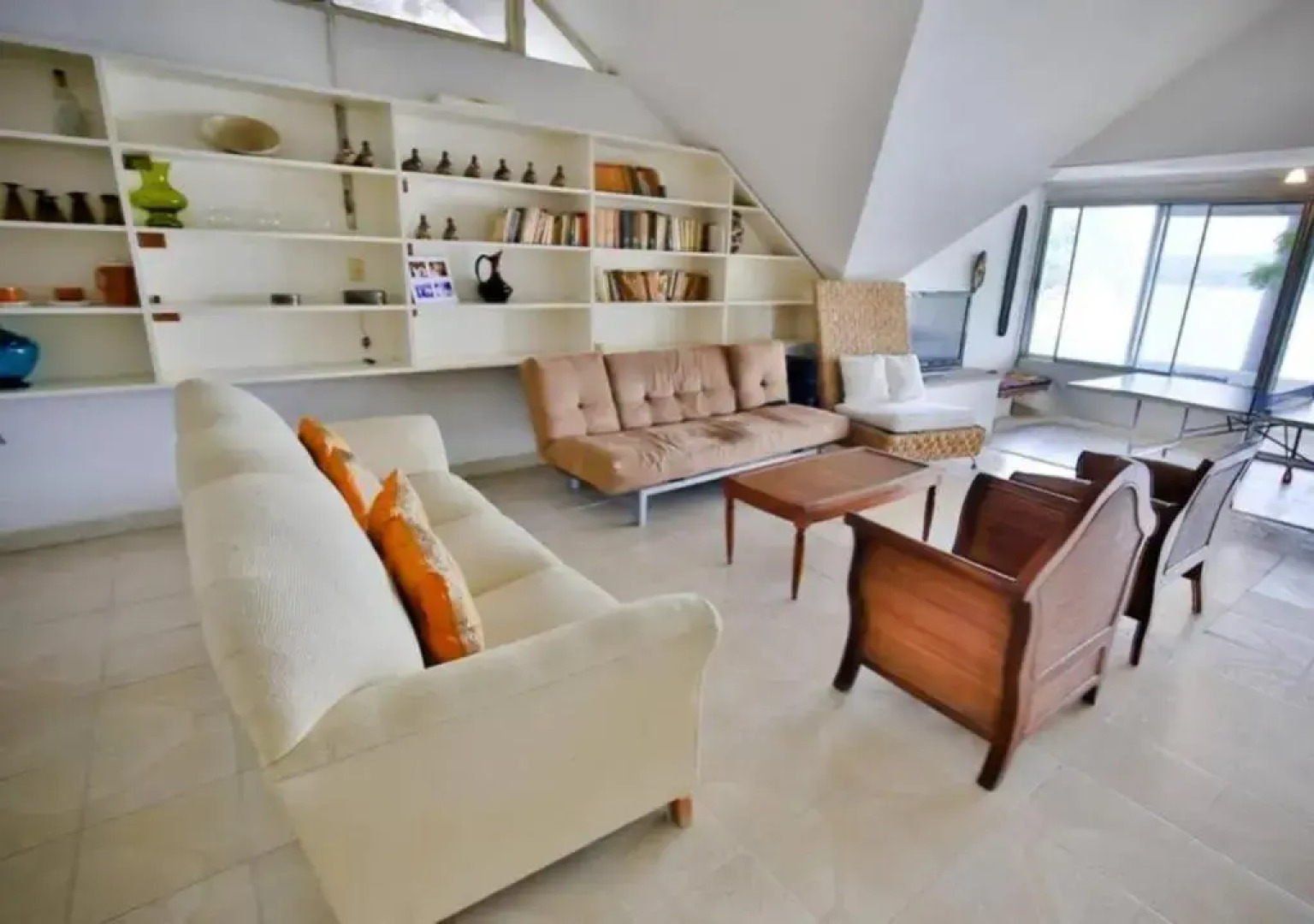 7BR Impresionante Casa De LAGO Con Alberca