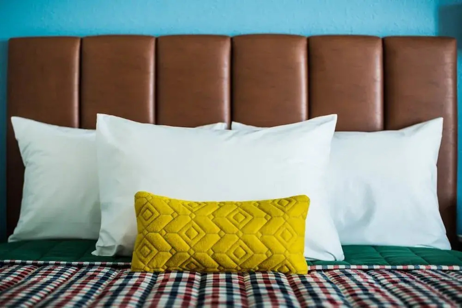 Uptown Suites Extended Stay Denver CO – Centennial