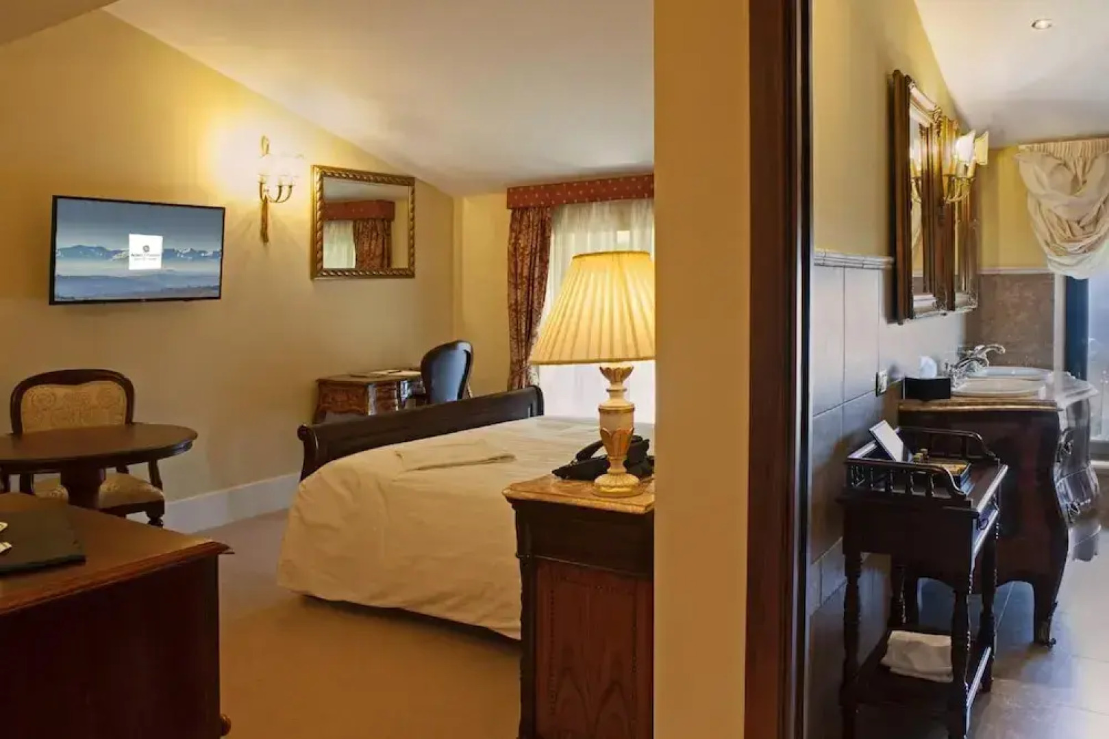 Borgo Pilotti Hotel & Restaurant