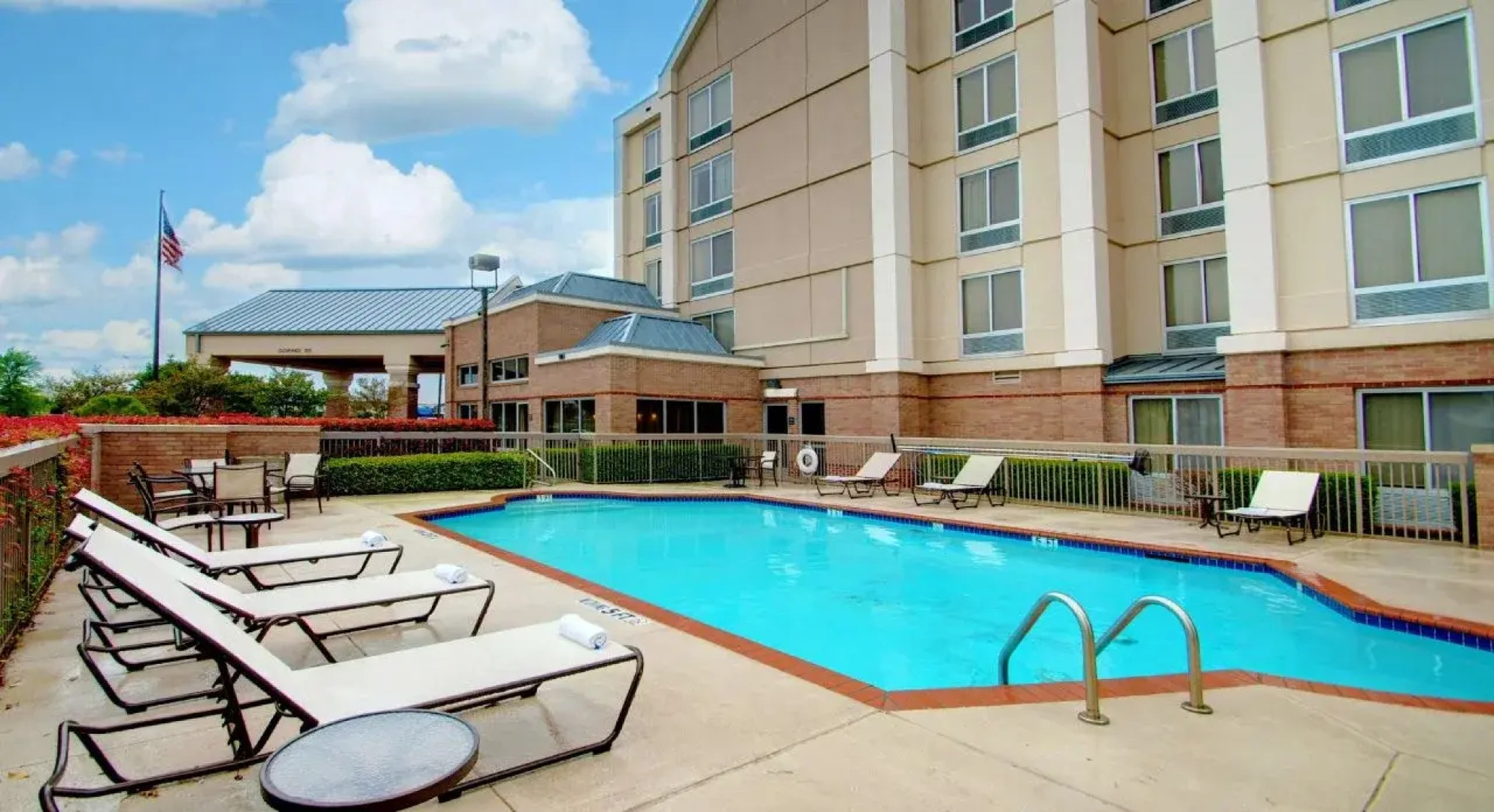 Hampton Inn & Suites N. Ft. Worth-Alliance Airport