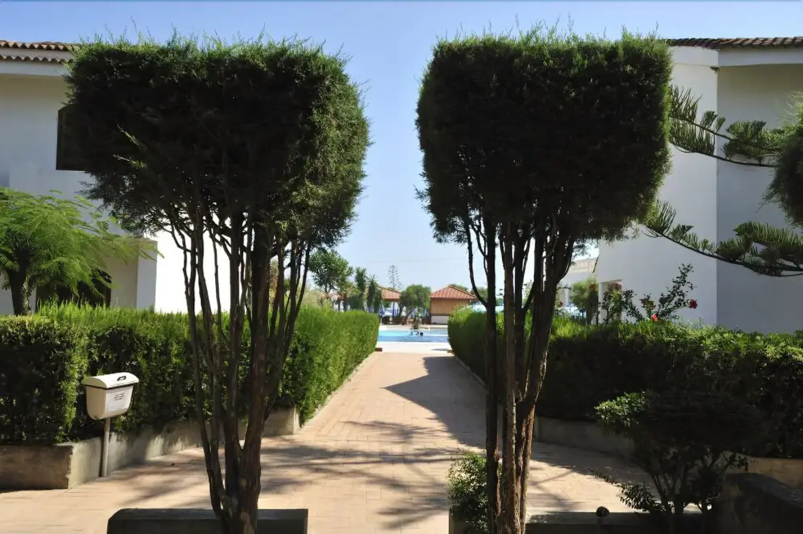 Santa Monica Resort & Village