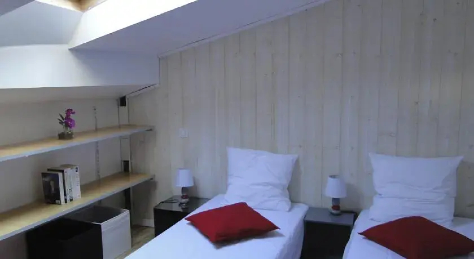 Côté Cour Saint Jacques