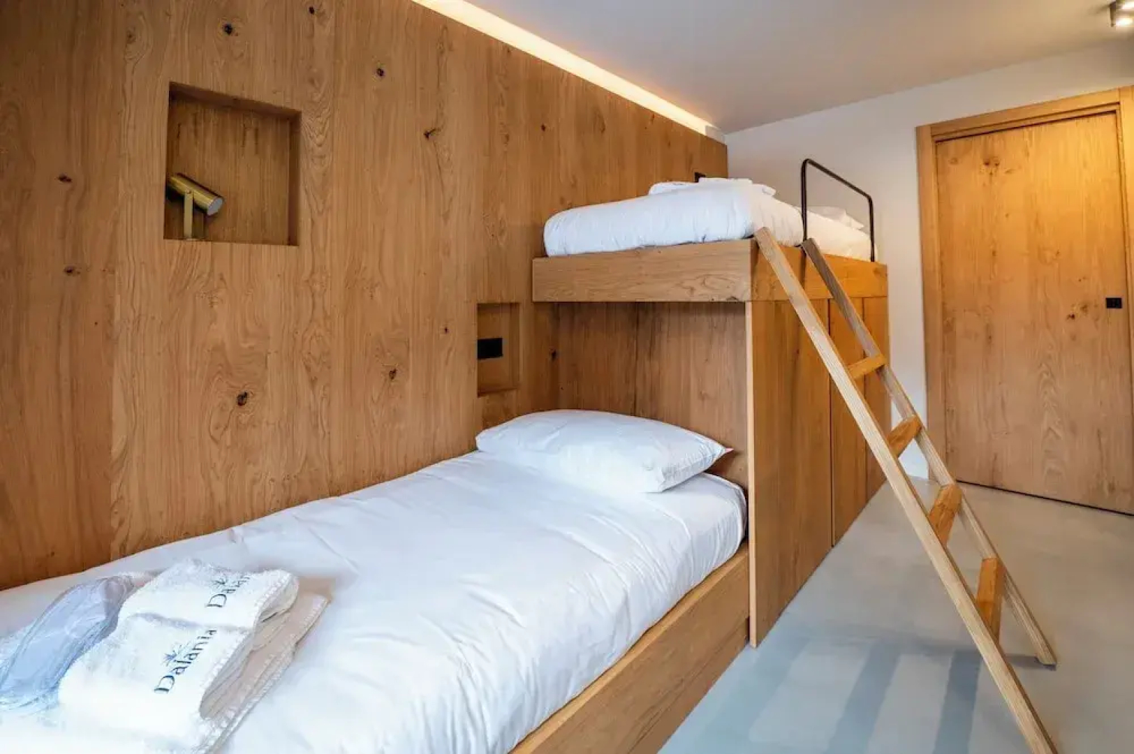 Dalania Mountain Apartments