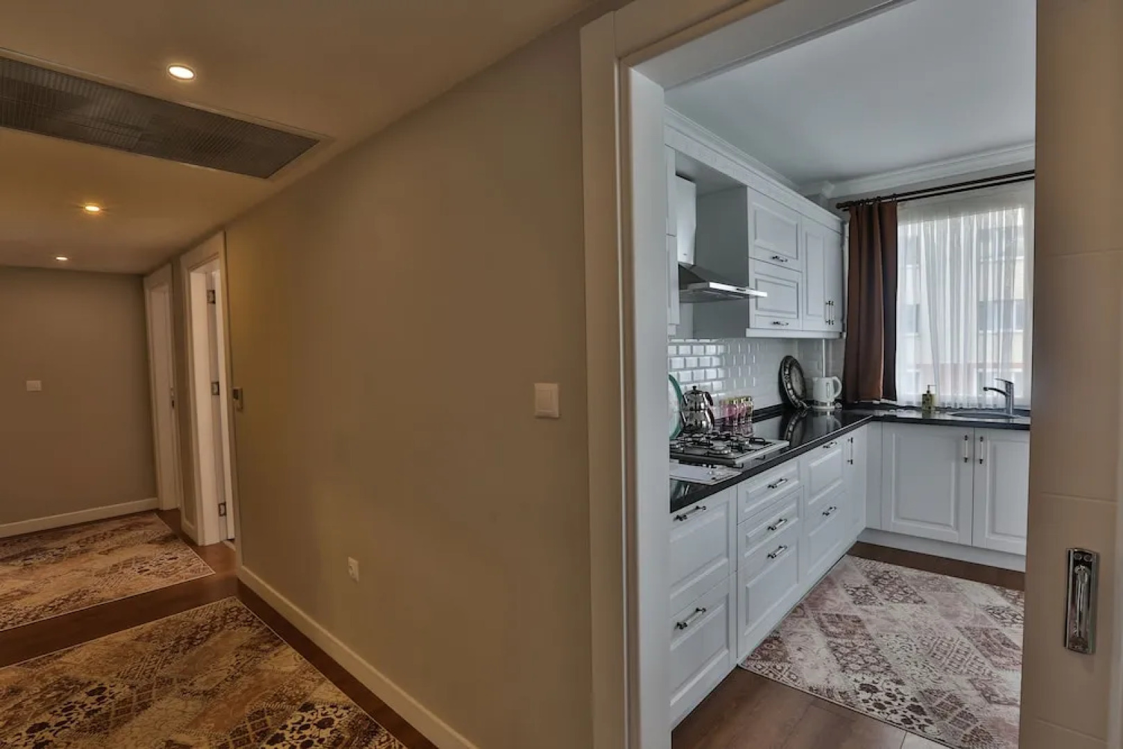 Royal Comfort Suites