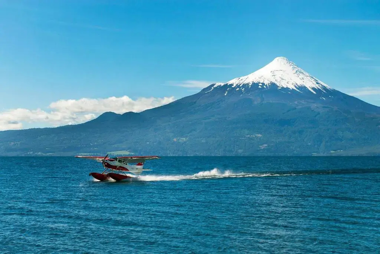 Hotel AWA Puerto Varas